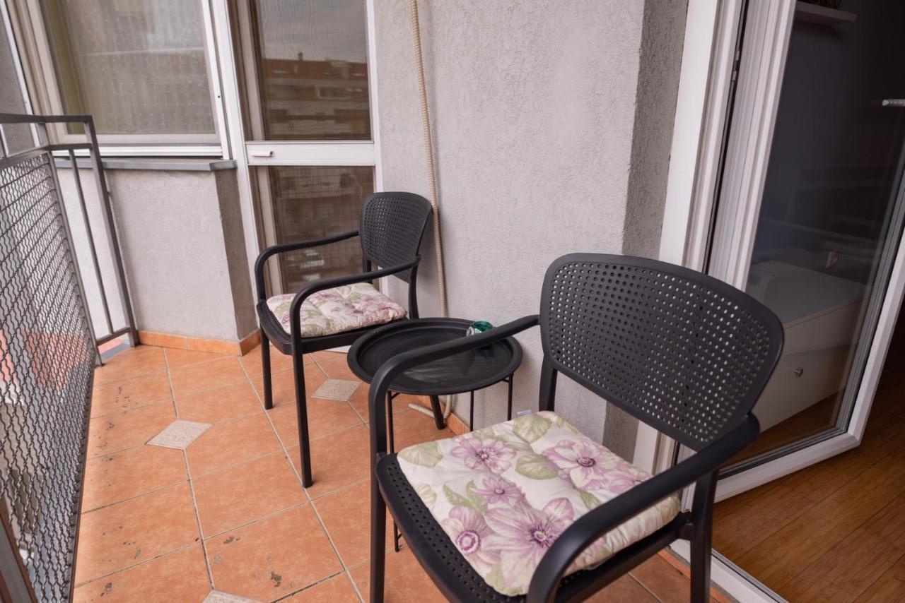 Apartment Dunja โนวีซาด ภายนอก รูปภาพ