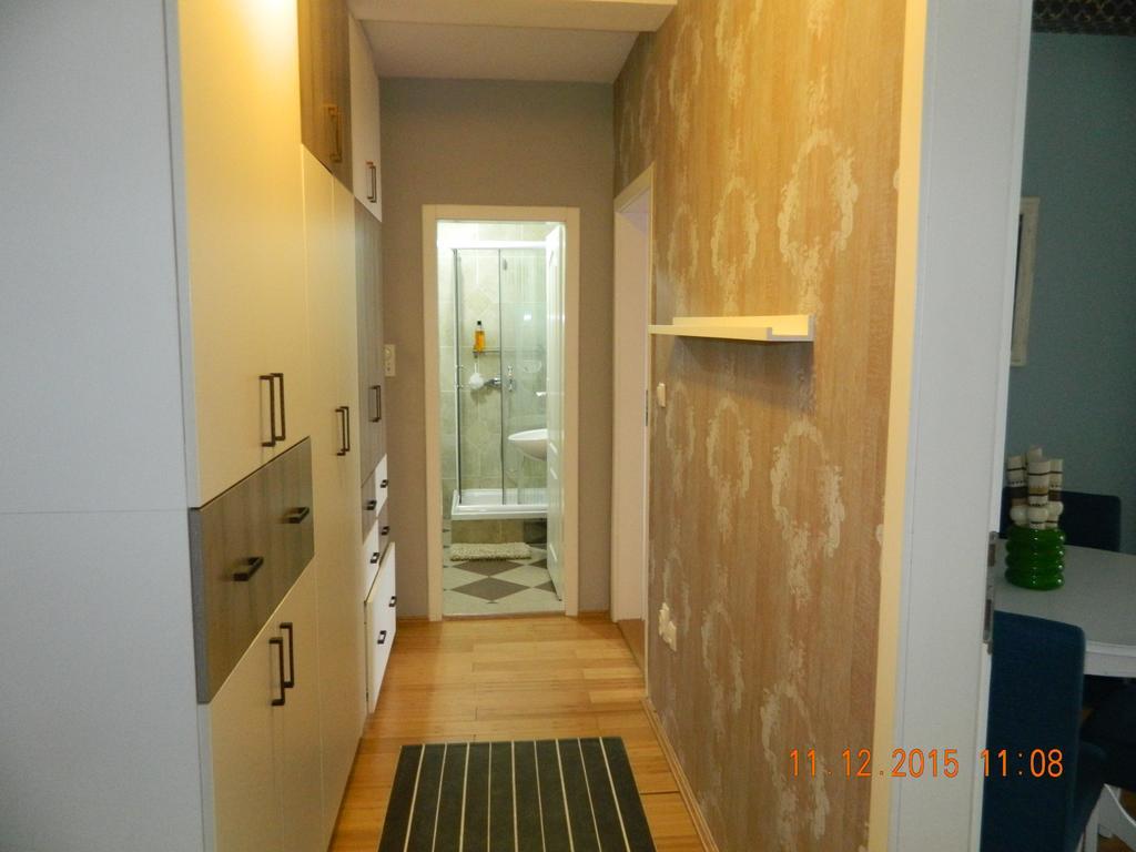 Apartment Dunja โนวีซาด ภายนอก รูปภาพ