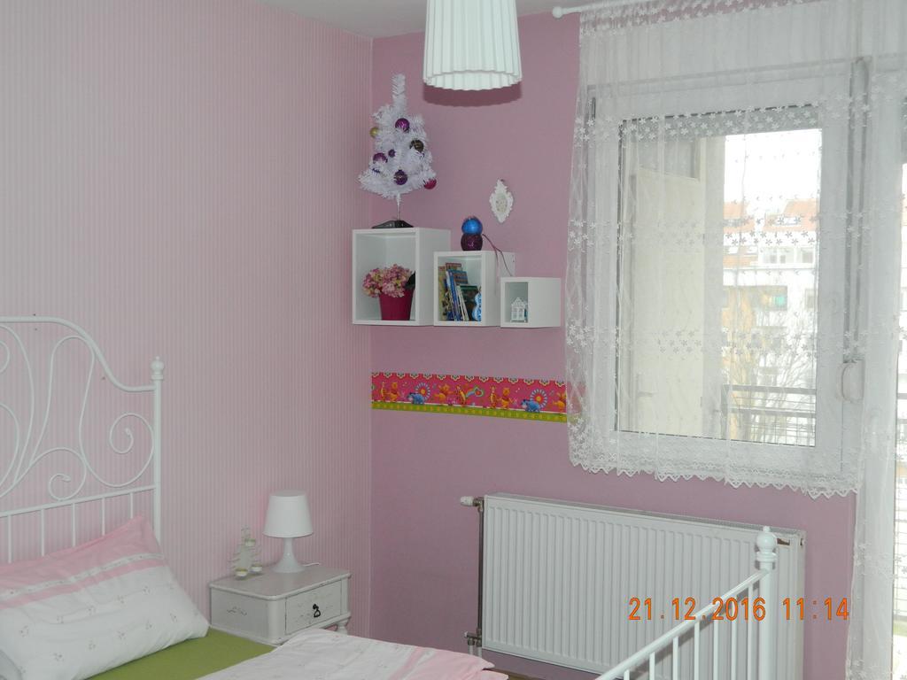 Apartment Dunja โนวีซาด ภายนอก รูปภาพ